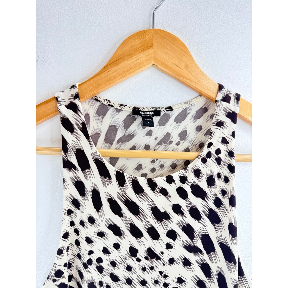 EXPRESS Body Contour Bodysuit Black White Animal Print Size S Feminine Chic City - Picture 4 of 10